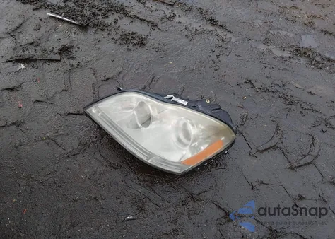 2011 Mercedes-Benz Gl 450 4Matic z USA, uszkodzony, nr VIN 4JGBF7BE9BA718325